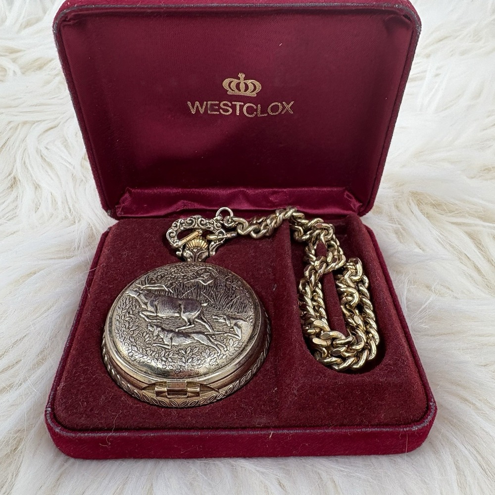 Vintage 1970's‎ Westclox Hunting Buck Dog Pocket Watch & Chain w/Original Box